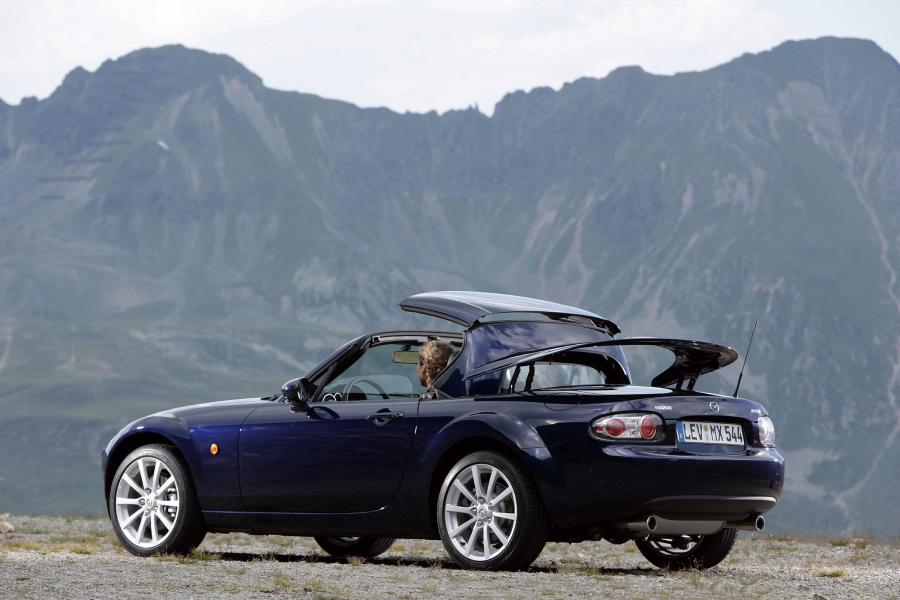  Mazda MX-5 Roadster Coupe 2006 года  (фото 161 из 212)